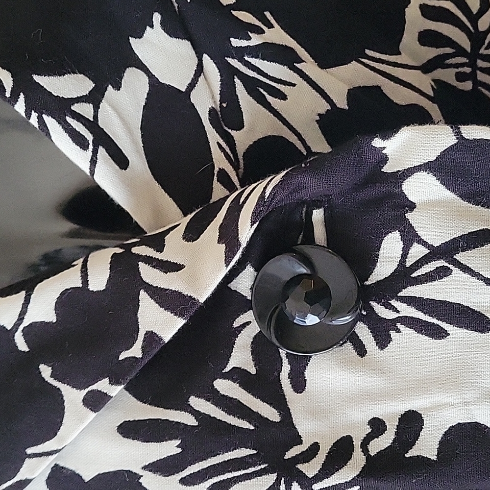 Jacket - Picture 2 of 7